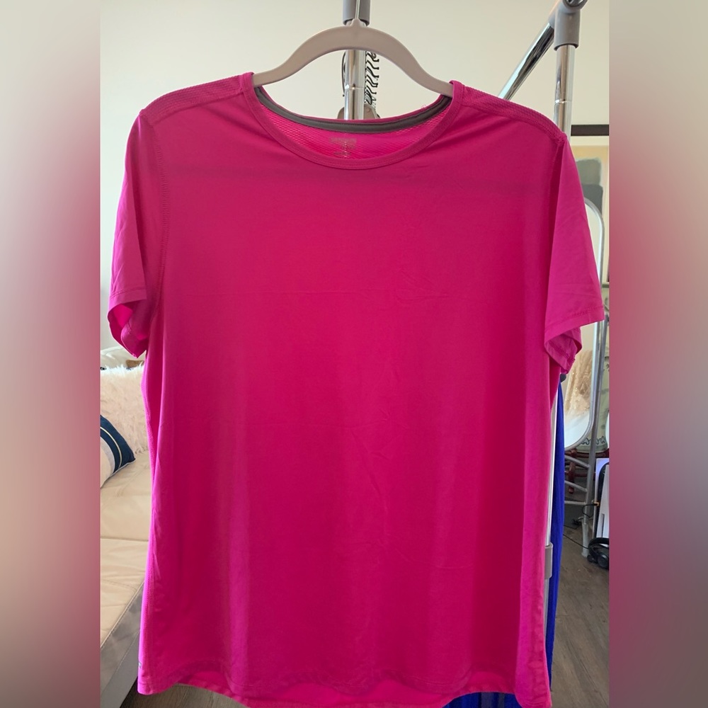 Fuchsia athletic tee, XL